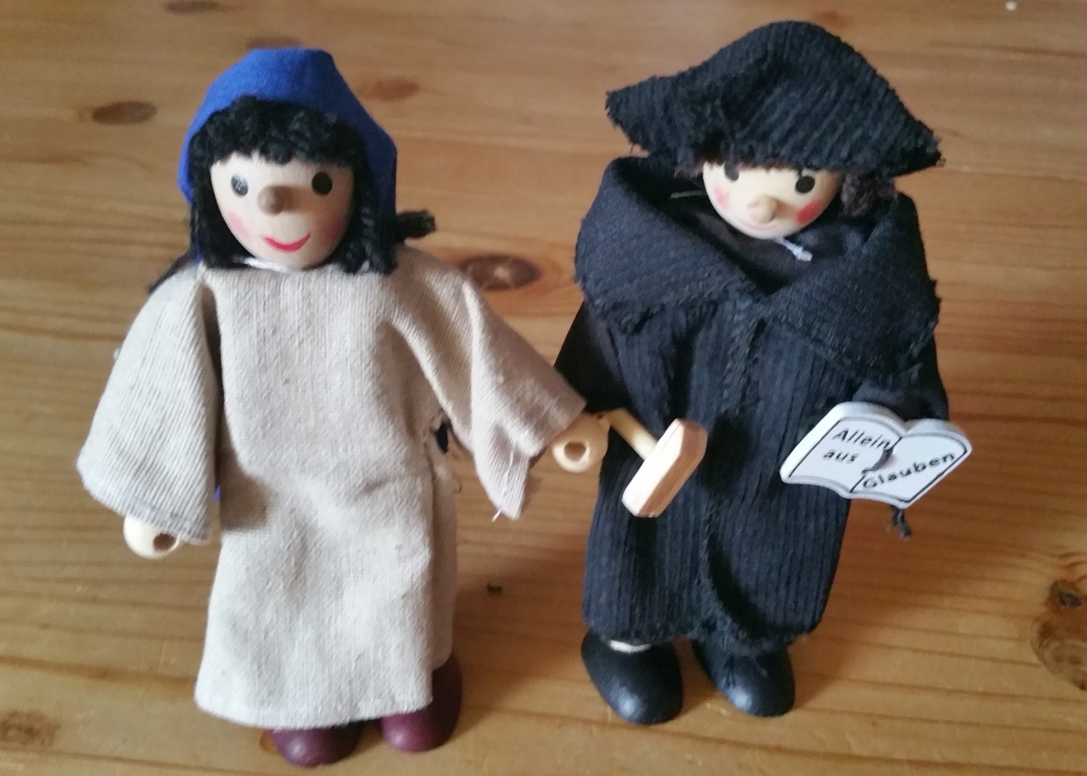 Martin Luther und Katharina von Bora als Biegefigur